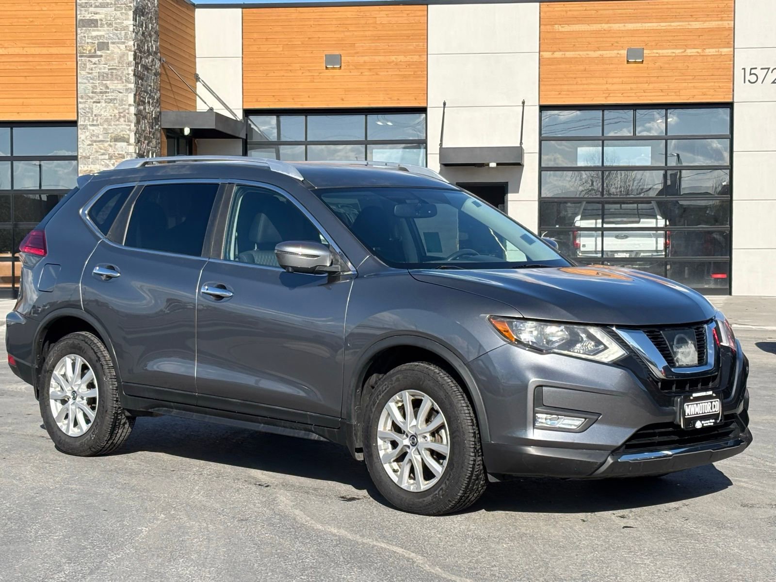 Used 2017 Nissan Rogue SV w/ SV Premium Package