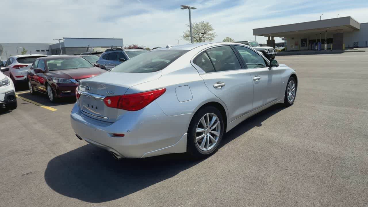 Used 2016 INFINITI Q50 Premium w/ Driver Assistance Package AWD/4WD image 8