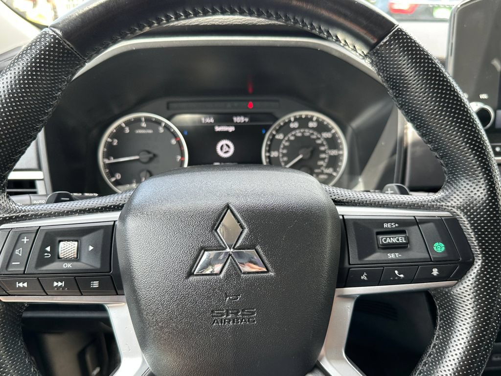 Used 2024 Mitsubishi Outlander SE AWD/4WD image 25