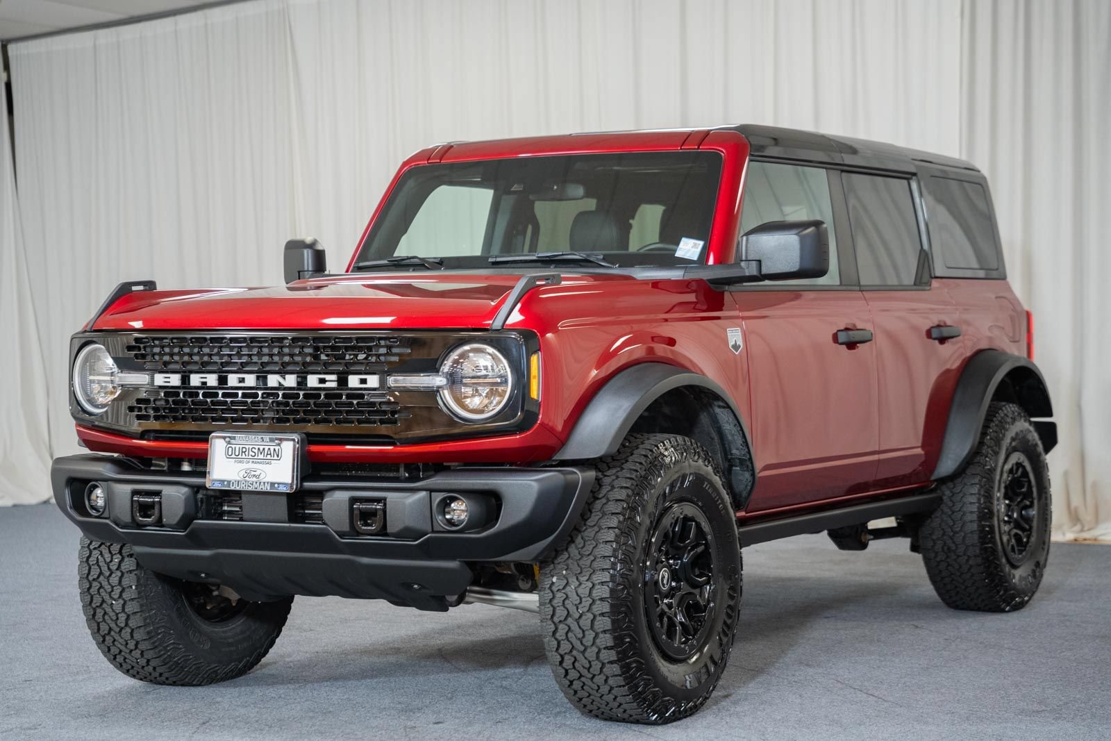 Certified 2025 Ford Bronco Big Bend w/ Black Diamond Package AWD/4WD image 3