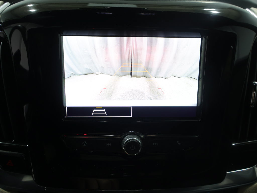 Used 2022 Chevrolet Traverse LS AWD/4WD image 27