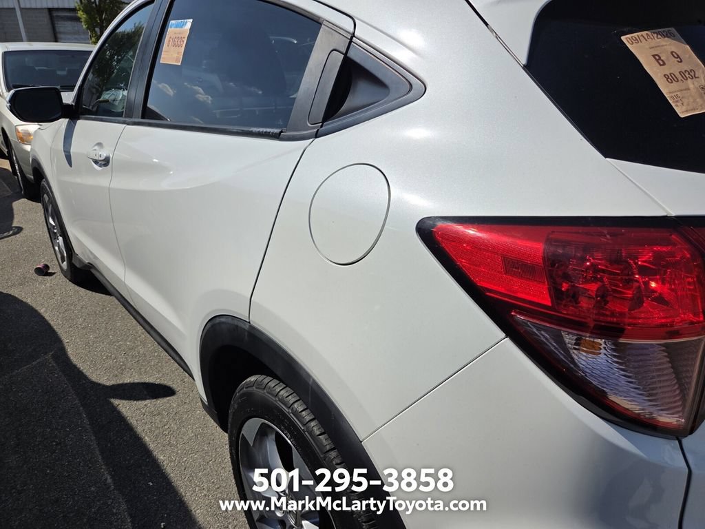 Used 2016 Honda HR-V EX image 7