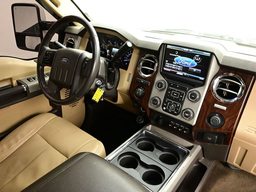 Used 2015 Ford F250 Lariat w/ Chrome Package image 17