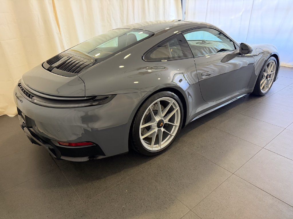 Certified 2026 Porsche 911 Carrera GTS RWD image 9