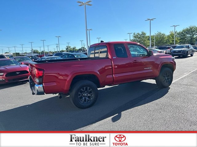 Certified 2023 Toyota Tacoma SR5 AWD/4WD image 9
