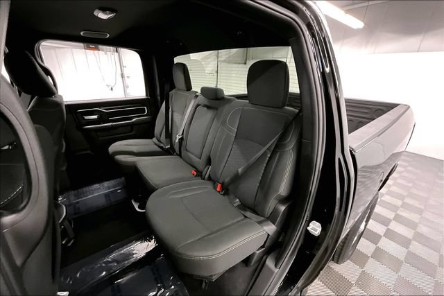 Used 2025 RAM 3500 Big Horn AWD/4WD image 24