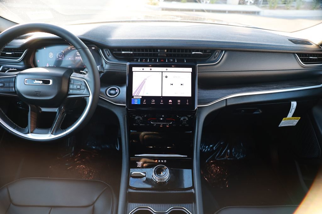 New 2025 Jeep Grand Cherokee L Limited image 22