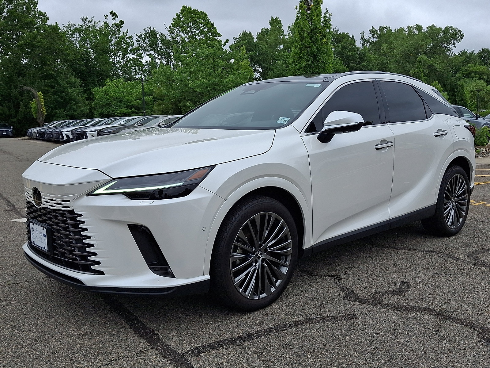 Certified 2025 Lexus RX 450h AWD w/ Convenience Package image 3