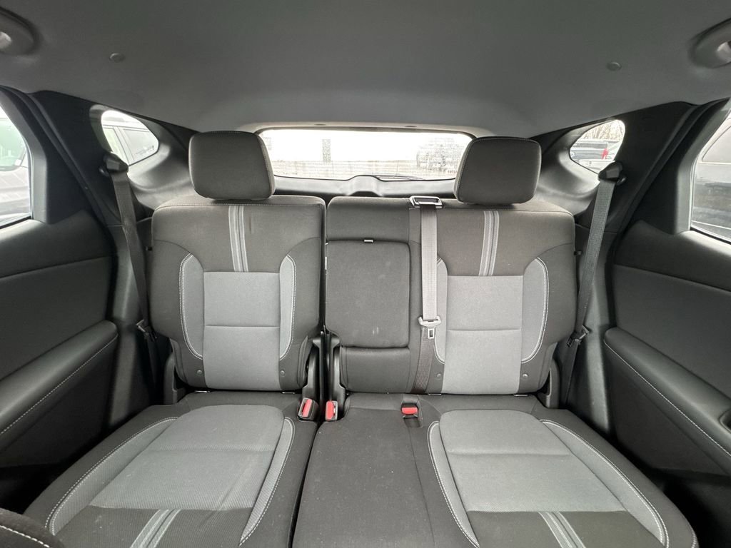 Used 2024 Chevrolet Blazer LT w/ Convenience Package FWD image 22