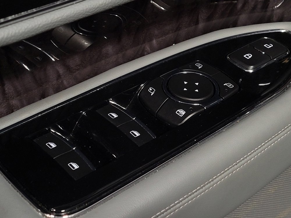 Used 2018 Lincoln Navigator L Reserve w/ Technology Package image 27