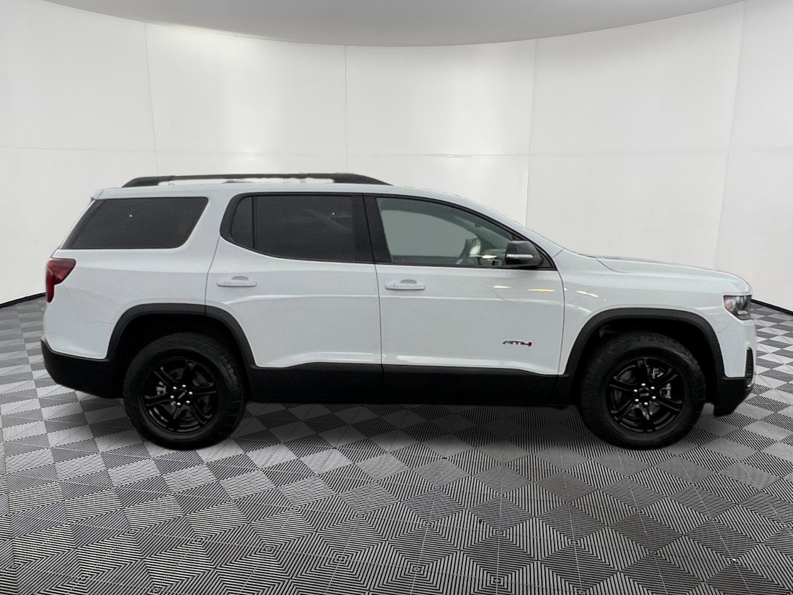 Used 2023 GMC Acadia AT4 w/ Trailering Package image 7