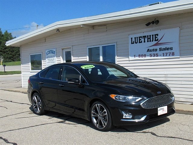 Used 2020 Ford Fusion Titanium image 4