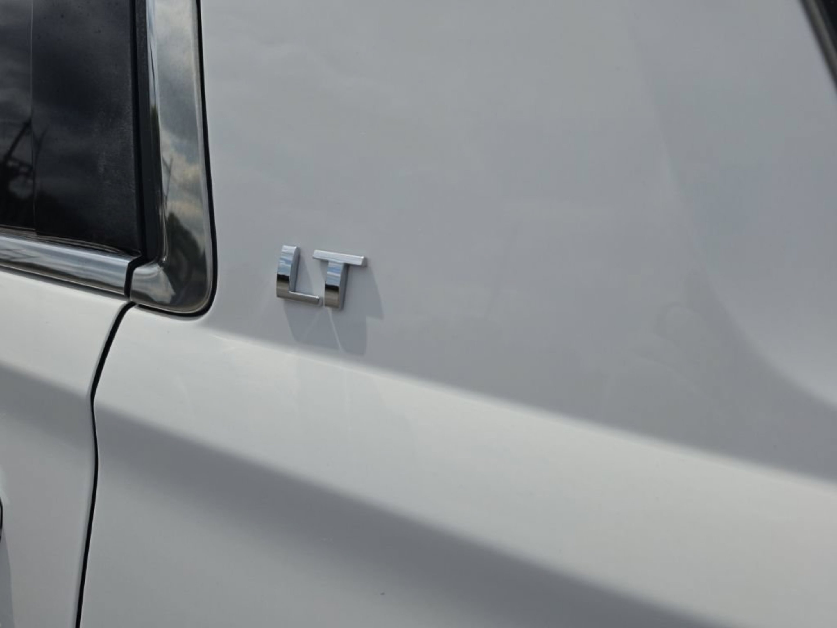 Used 2015 Chevrolet Tahoe LT RWD image 15