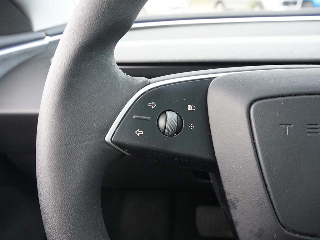 Used 2025 Tesla Model 3 RWD image 31
