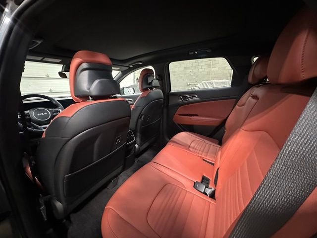 Used 2023 Kia Sportage SX image 16