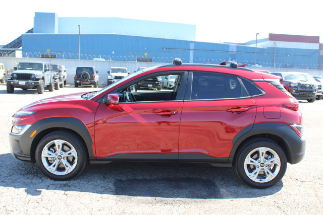 Used 2023 Hyundai Kona SEL AWD/4WD image 7