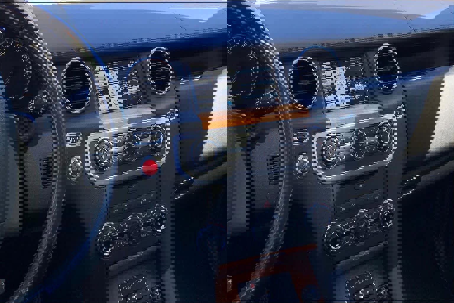 Used 2014 Land Rover LR4 HSE LUX image 6