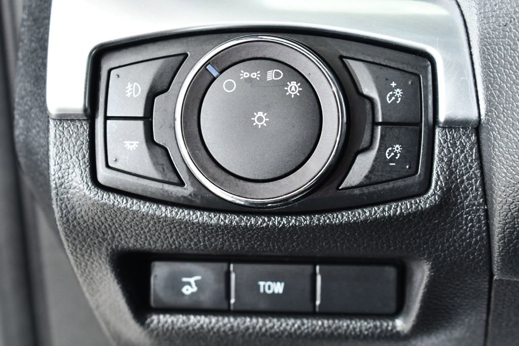 Used 2018 Ford Explorer Sport AWD/4WD image 31