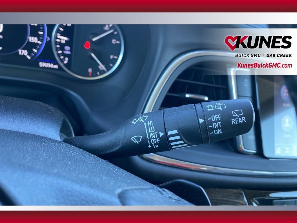 Used 2021 Buick Enclave Avenir w/ Avenir Technology Package image 14