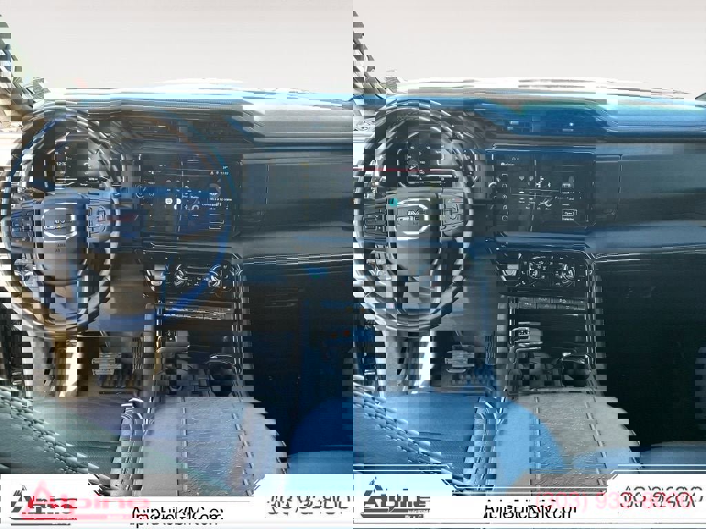 Used 2024 GMC Sierra 1500 AT4X image 10