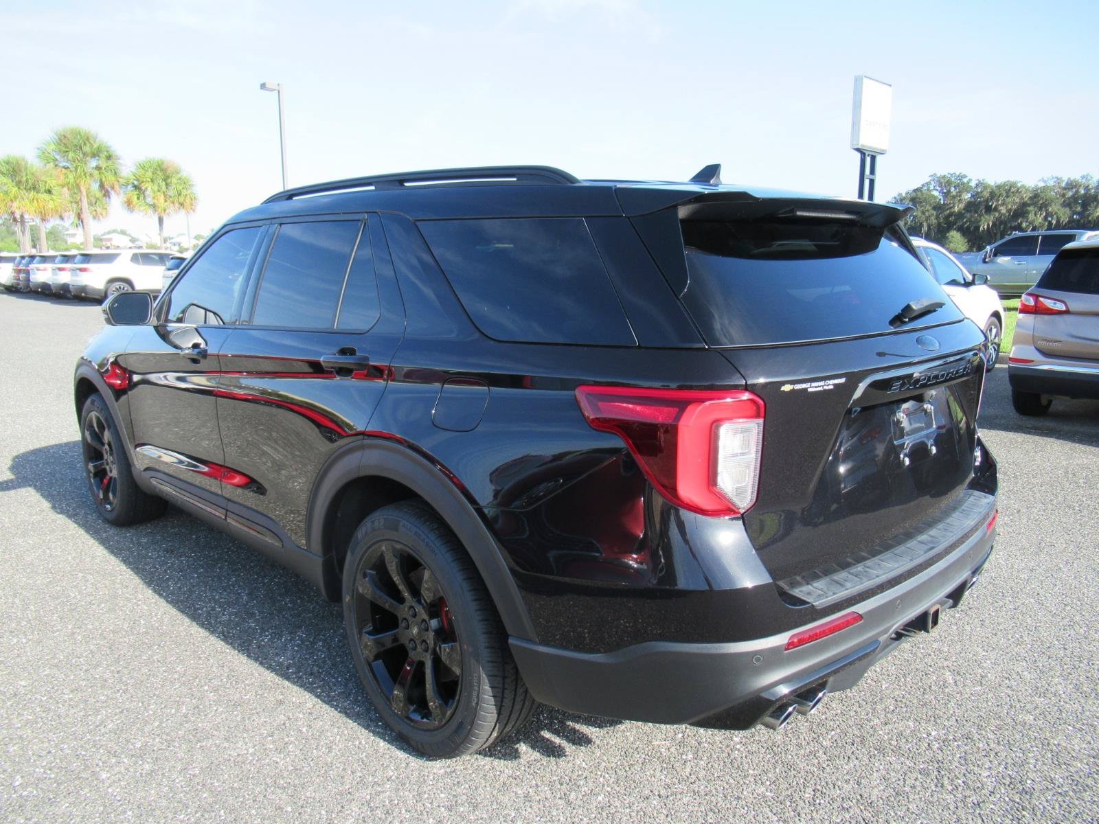 Used 2022 Ford Explorer ST w/ Equipment Group 401A AWD/4WD image 5