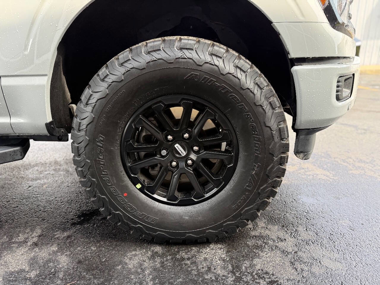 Used 2024 Ford F150 XLT w/ Equipment Group 302A MID image 6