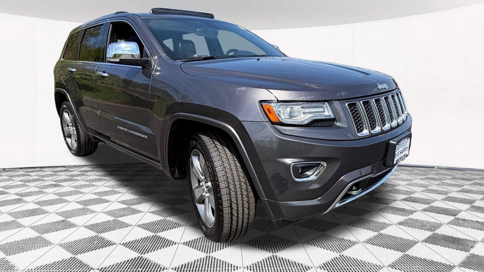 Used 2014 Jeep Grand Cherokee Overland AWD/4WD image 17