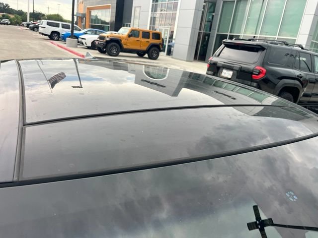 Used 2023 Genesis G70 3.3T w/ Sport Prestige Package RWD image 5