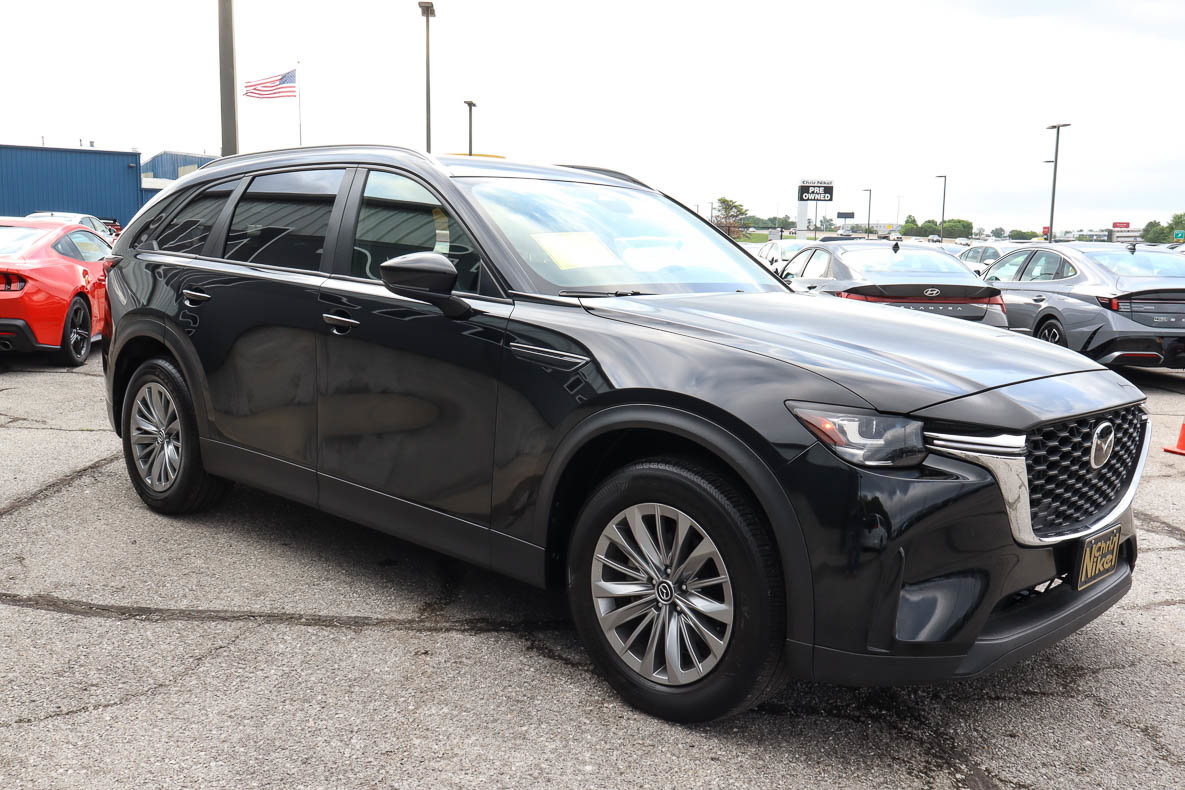 Used 2024 MAZDA CX-90 3.3 Turbo w/ Select Package image 3