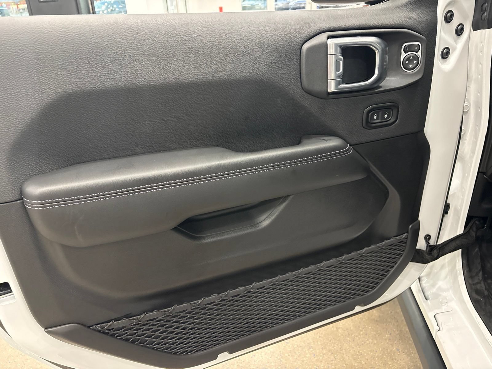 New 2026 Jeep Wrangler Unlimited Sport AWD/4WD image 10