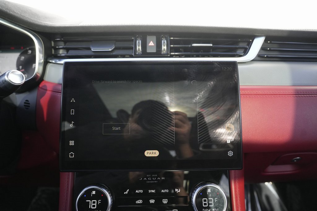 Used 2022 Jaguar F-PACE SVR image 63