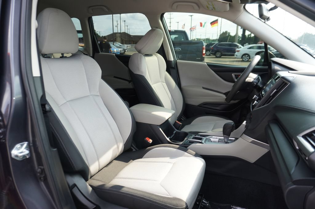 Used 2023 Subaru Forester AWD/4WD image 30