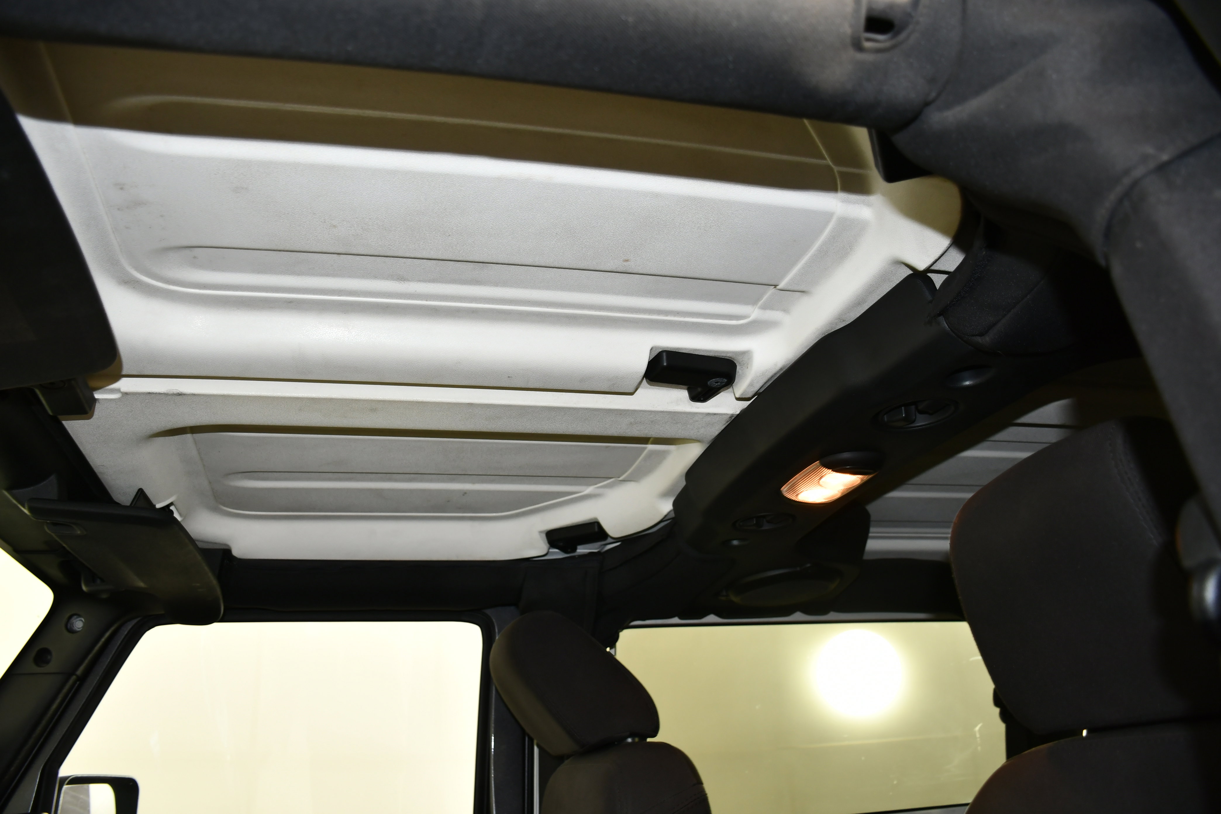 Used 2014 Jeep Wrangler Sport image 36