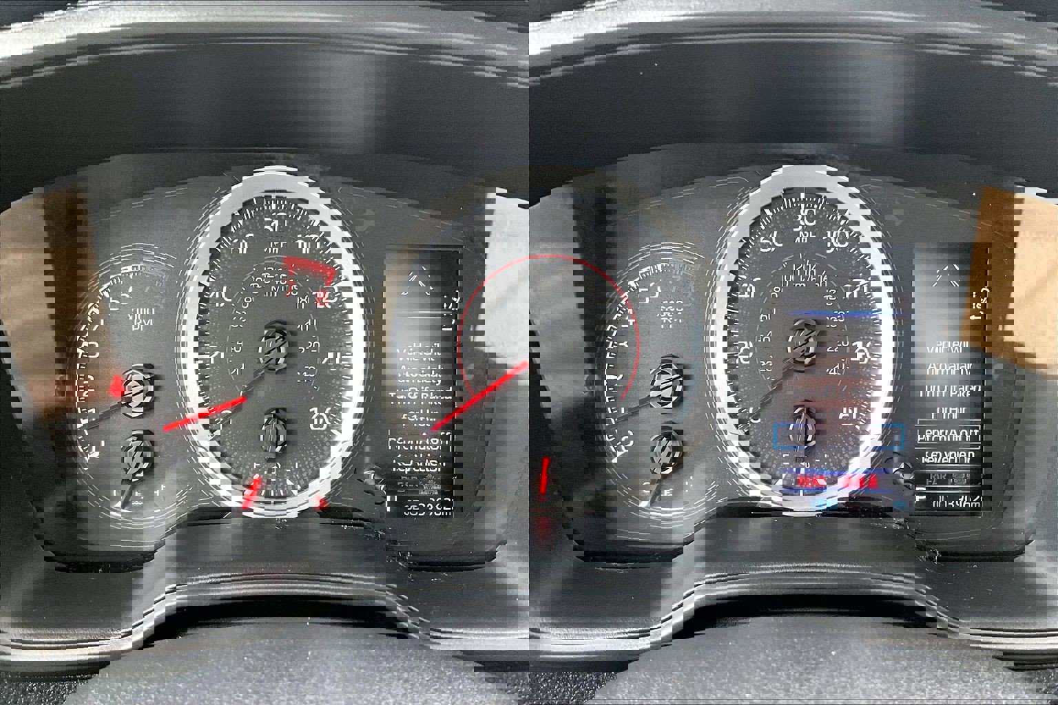 Used 2022 Toyota Corolla Cross LE w/ Moonroof Package image 19