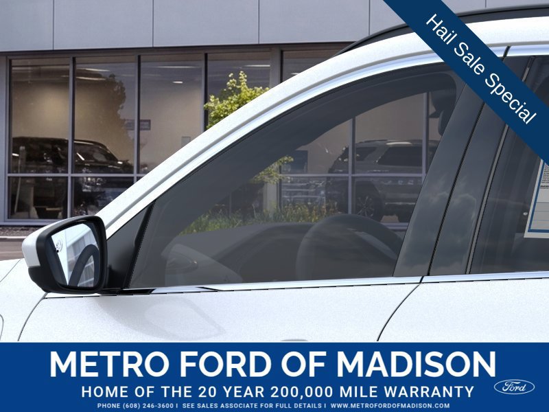 New 2025 Ford Escape SE w/ PHEV Premium Package FWD image 21