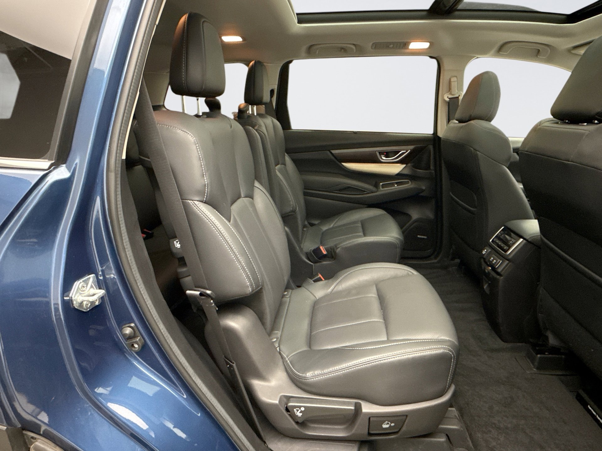 Used 2022 Subaru Ascent Touring image 21