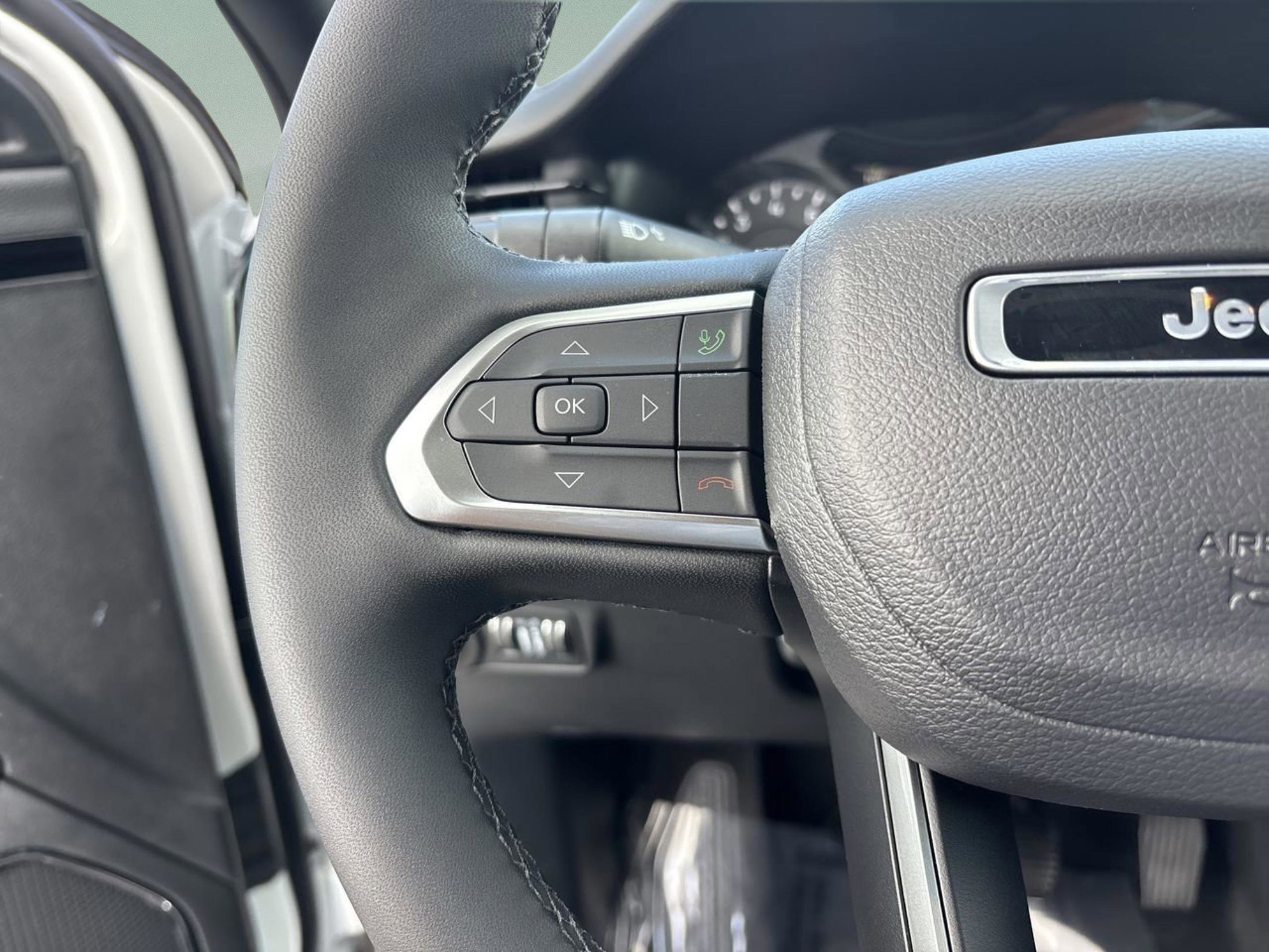 New 2026 Jeep Compass Latitude image 24