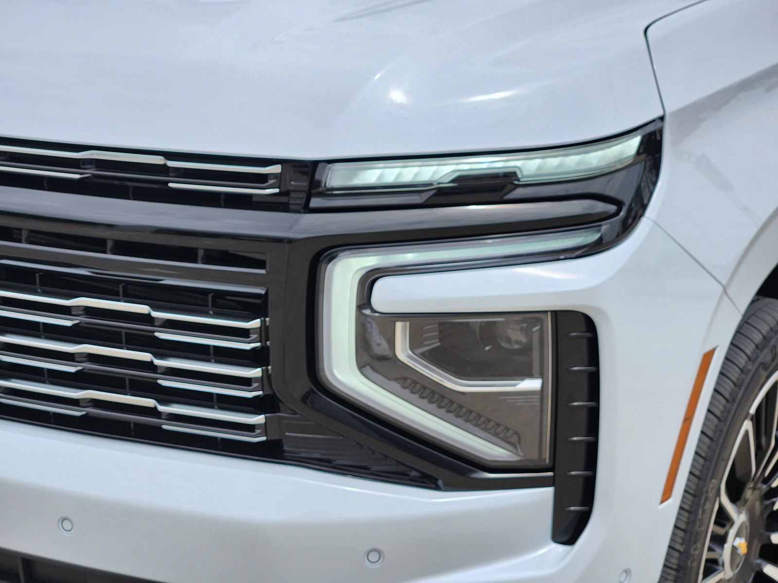 New 2026 Chevrolet Tahoe High Country AWD/4WD image 9