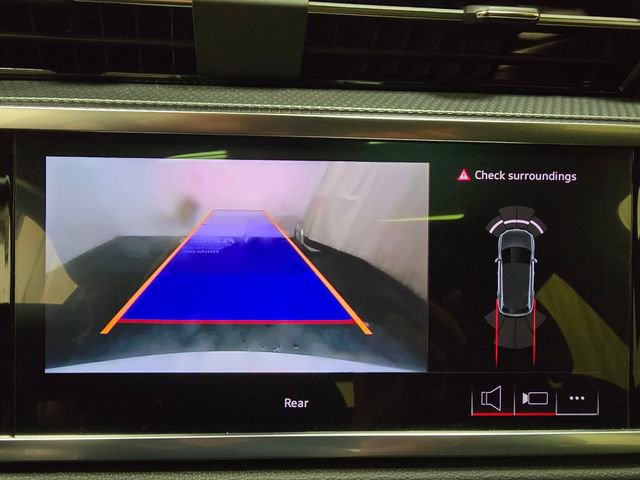 Certified 2025 Audi Q3 2.0T Premium w/ Convenience Package image 21