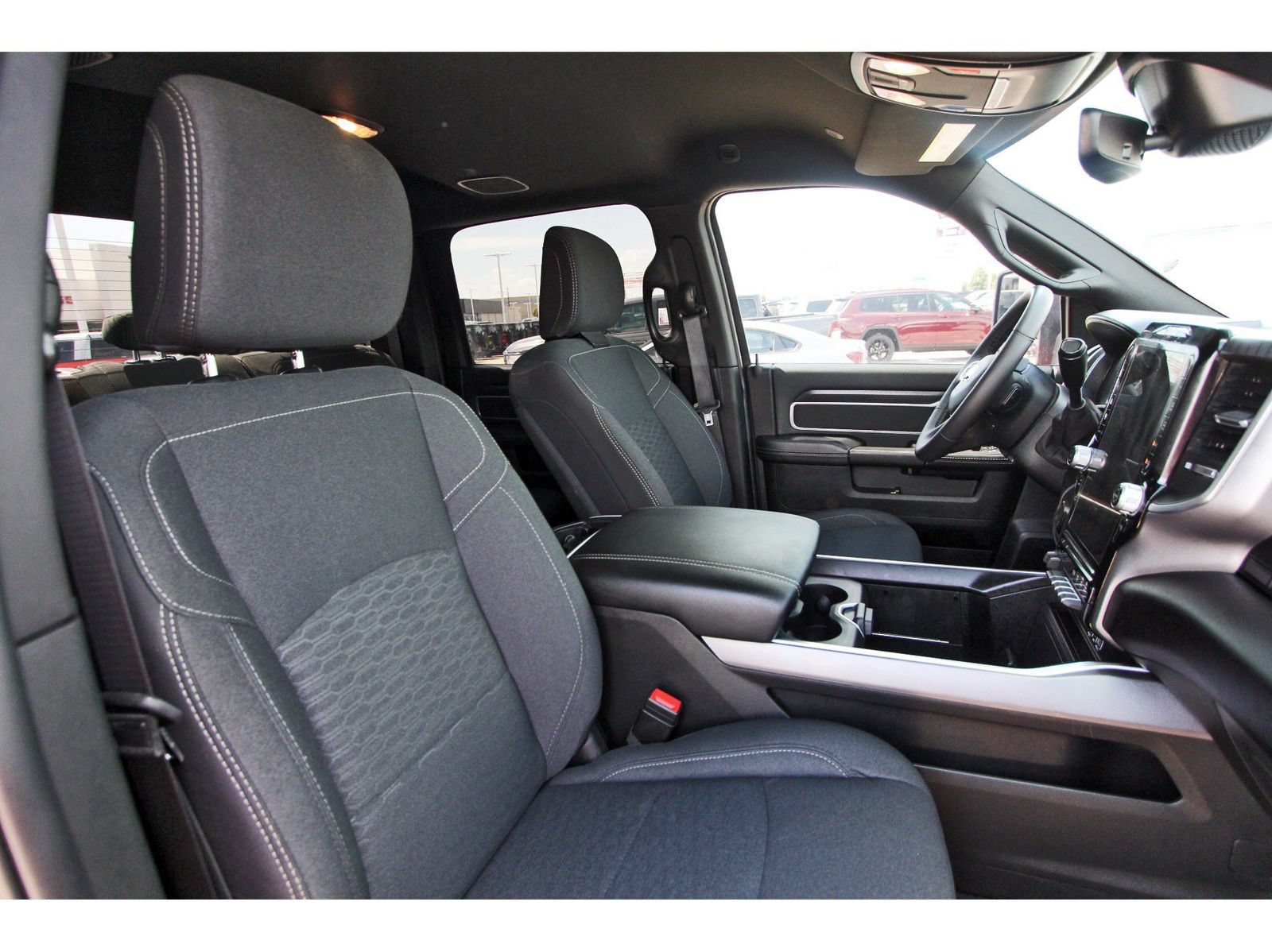 Used 2025 RAM 3500 Big Horn AWD/4WD image 29