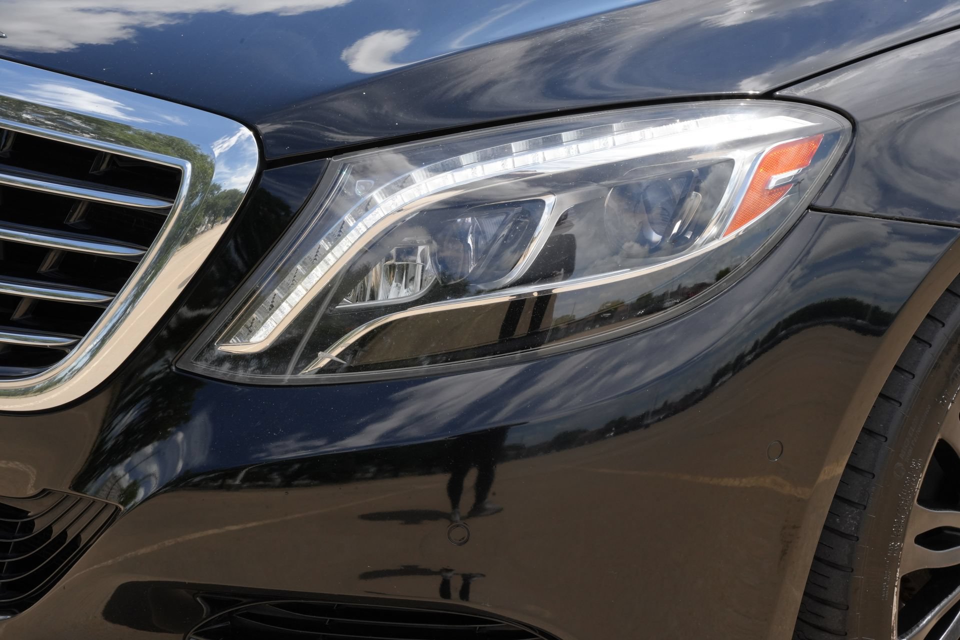 Used 2017 Mercedes-Benz S 550 Sedan image 28