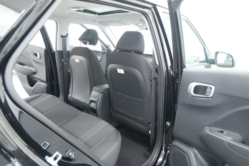 New 2026 Hyundai Venue SEL FWD image 25