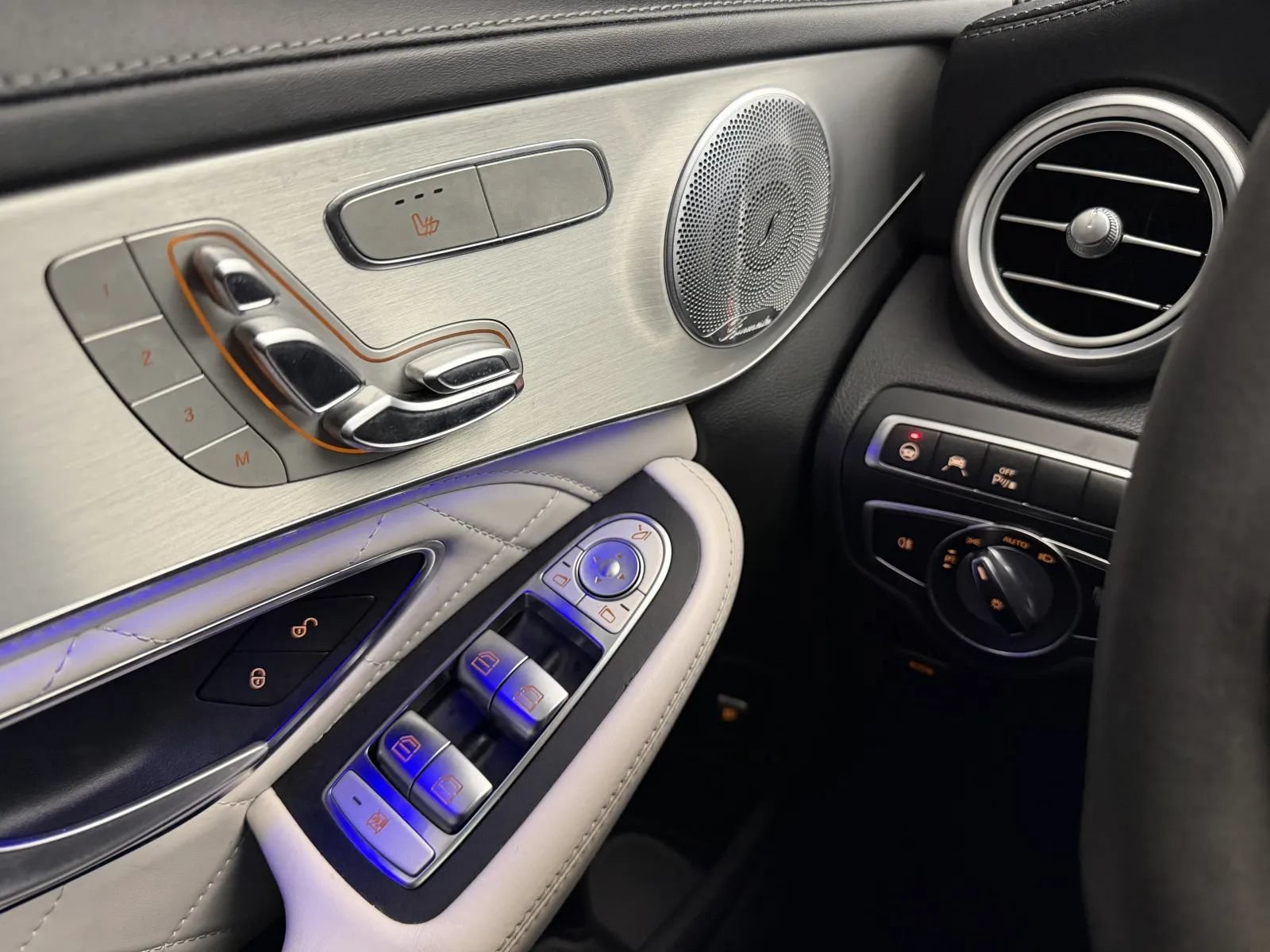 Used 2020 Mercedes-Benz C 63 AMG S image 21