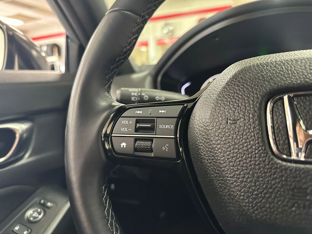 Used 2025 Honda Civic Sport image 17