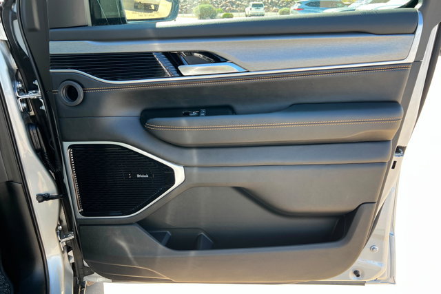 New 2026 Jeep Grand Wagoneer L 4WD image 24