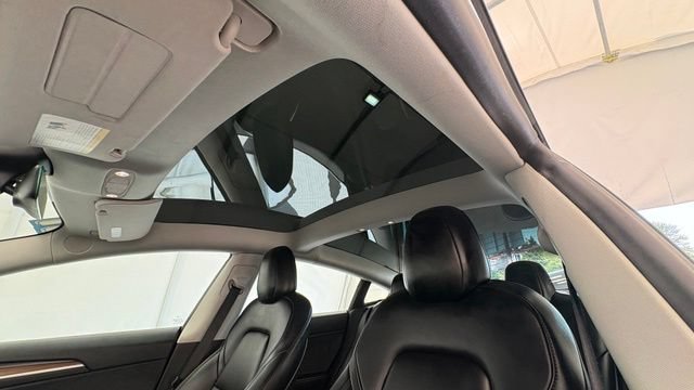 Used 2021 Tesla Model 3 Standard Range Plus RWD image 38