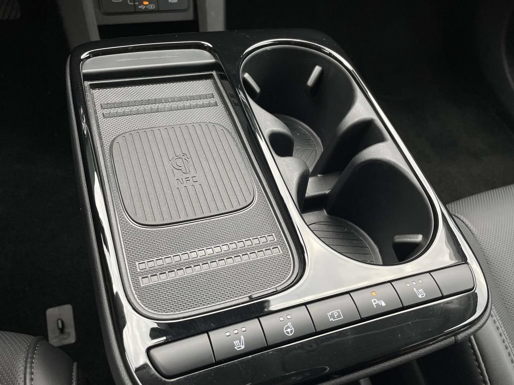 Certified 2025 Hyundai Ioniq 5 SEL RWD image 22