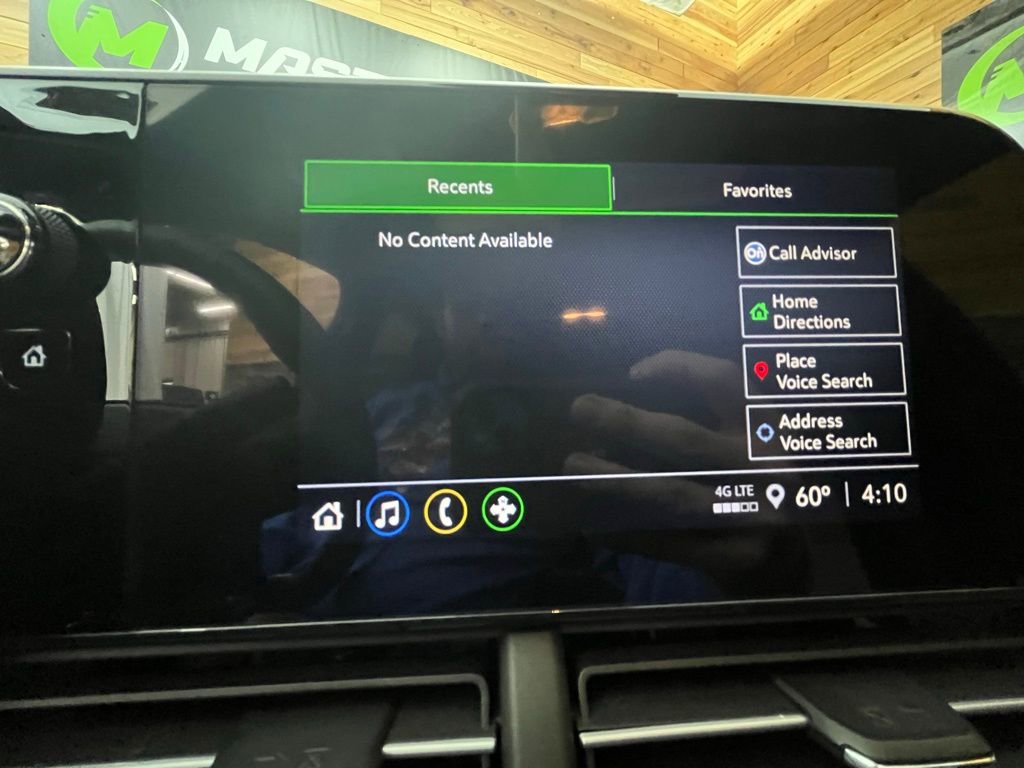Used 2026 Chevrolet Trax RS w/ Sunroof Package image 22