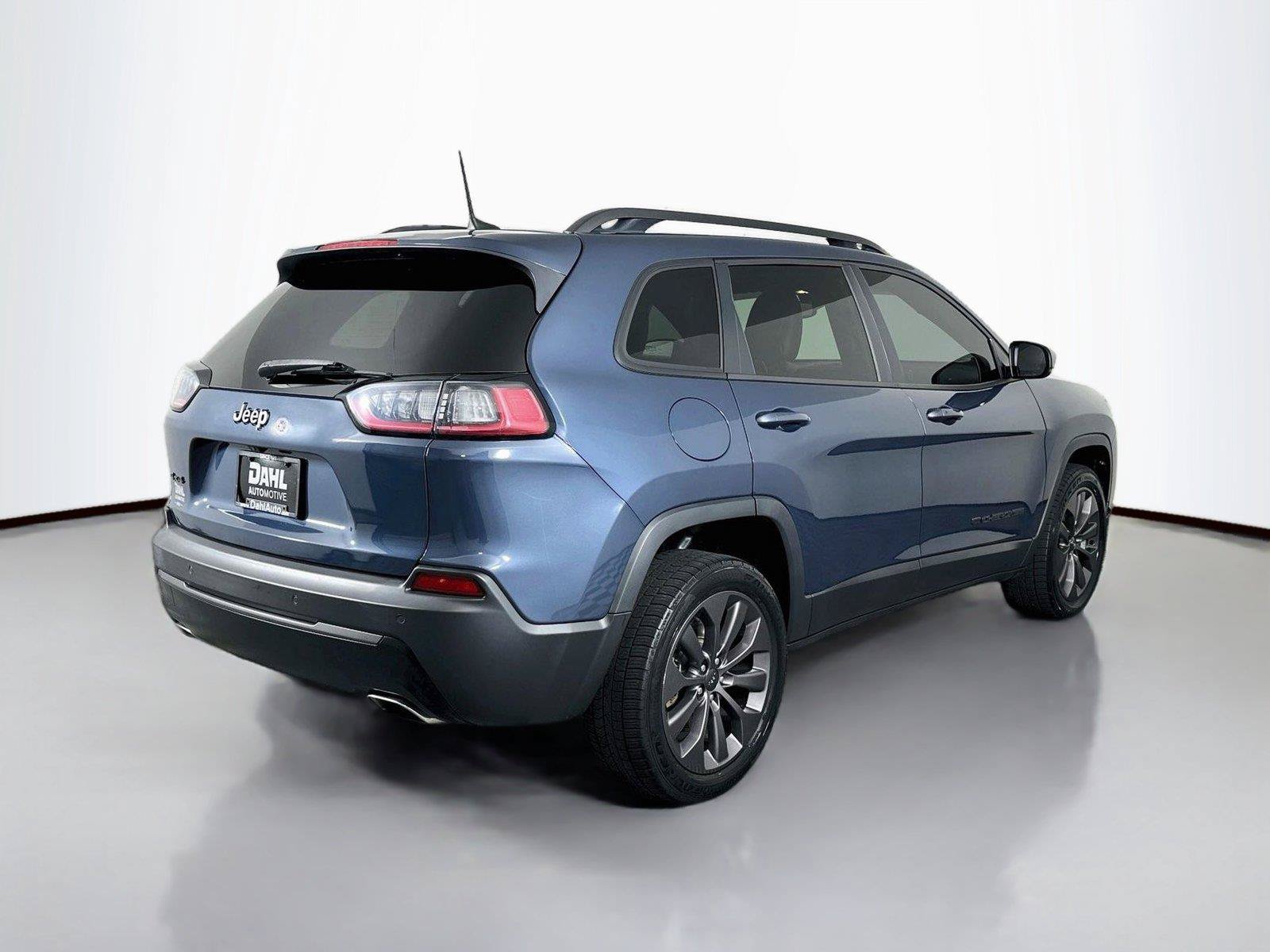 Used 2021 Jeep Cherokee Latitude Lux 80th Anniv w/ Quick Order Package 26U 80TH AWD/4WD image 13