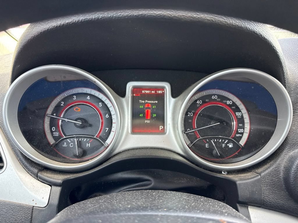 Used 2020 Dodge Journey SE w/ Blacktop Package FWD image 6